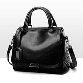 Bolsa Feminina Smooza de Couro - Preto - Vizzio Bags